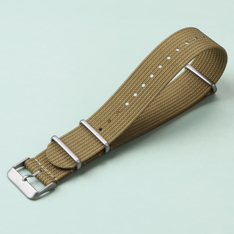 Versatile And Minimalist Nylon Woven Strap