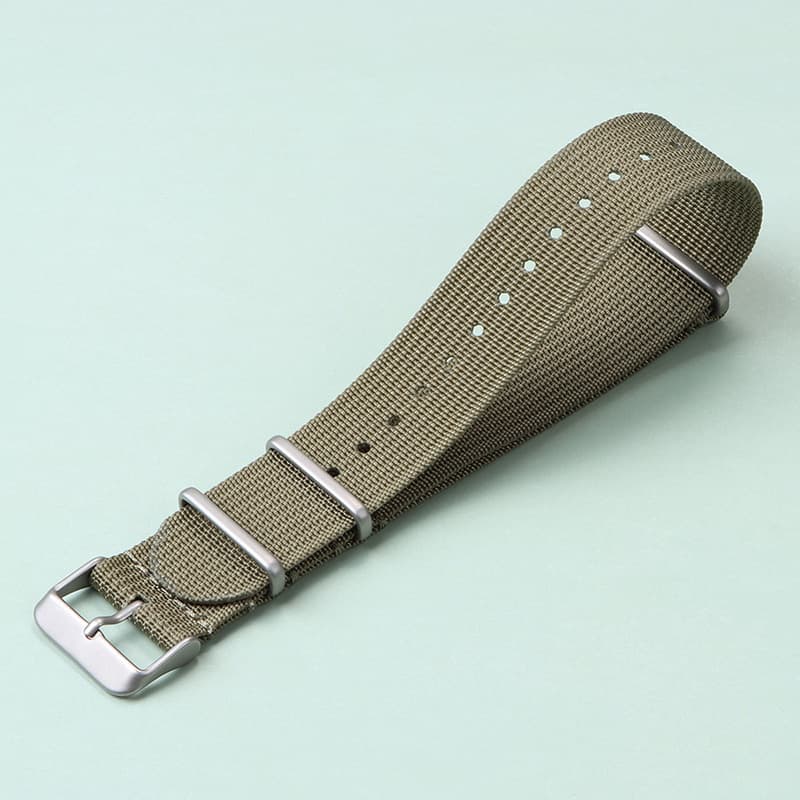 Versatile And Minimalist Nylon Woven Strap