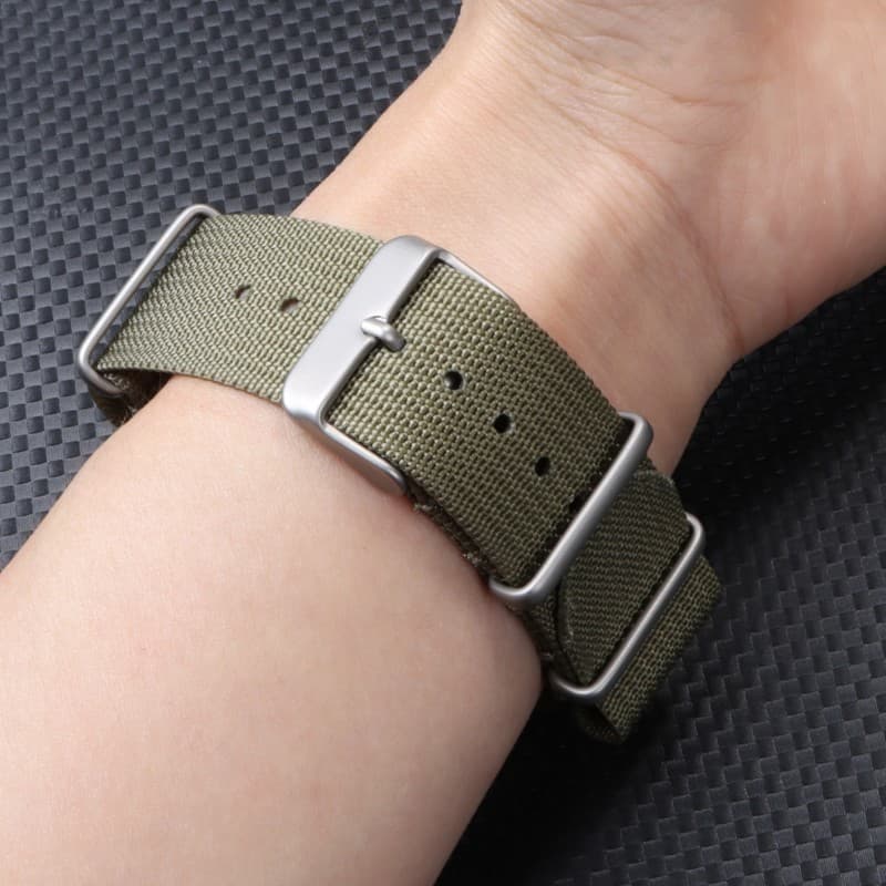 Versatile And Minimalist Nylon Woven Strap